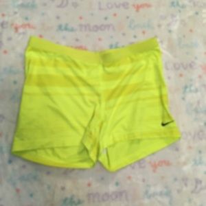 Nike shorts 💙
